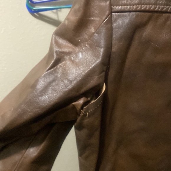 Vintage Leather Jacket - Picture 4 of 5
